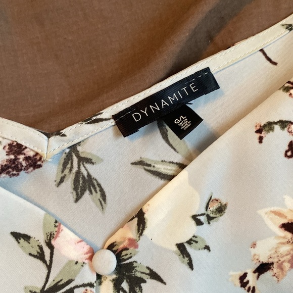 Dynamite flower tank - Picture 2 of 3